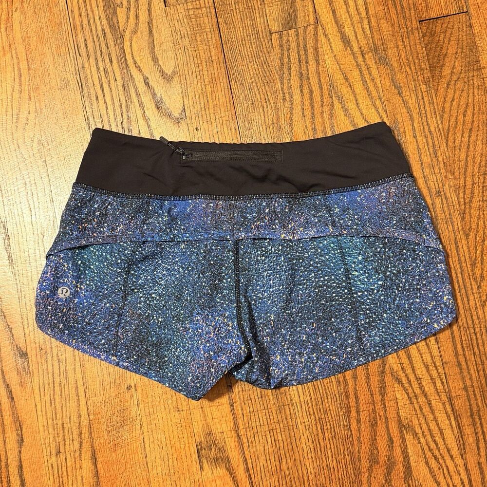 Lululemon Womens Blue Speed Up Shorts, Size 4, 2.5” inseam